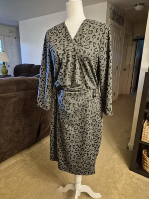 Новое без ценников платье Anne Klein с анималистическим принтом размер 14, боковая пряжка и эластичное - Изображение 1 из 4