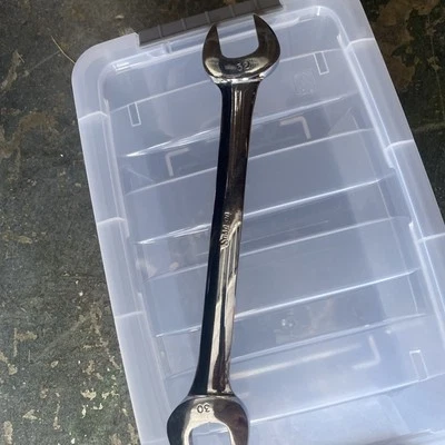 Snap On USA VOM3032 30-32mm Metric Standard Open End Wrench Great Shape - Image 1 of 4