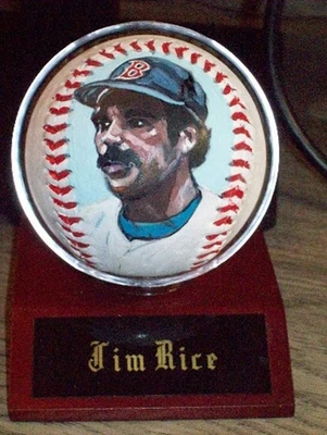 BÉISBOL JIM ARROZ PINTADO A MANO CON SOPORTE DE EXHIBICIÓN Y PLACA DE IDENTIFICACIÓN. Foto 1 de 3