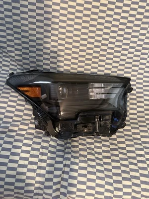 2024 2025 Toyota Tacoma FrontRight Driver RH Side LEDHeadlight OEM - Image 1 of 4