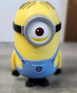Bop It Despicable Me 3 Minion Stuart Talking Toy Figure Hasbro Gaming 2016 Works - Picture 1 of 7