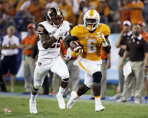 Alvin Kamara Tennessee Volunteers Unsigned Running Photograph Cover