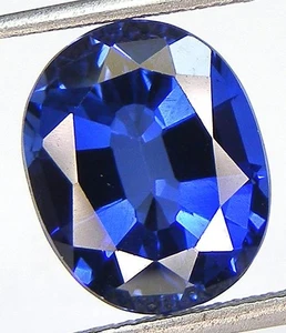 8,48 quilates. CORTE OVALADO 12,8x10,3 mm. CORINDÓN LABORATORIO ZAFIRO AZUL - Imagen 1 de 3