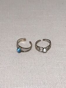 Of 2 Stones (30-17) Sterling Silver Toe Rings Set