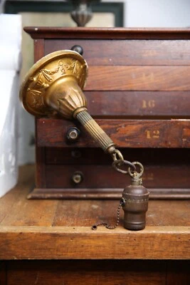Lámpara de techo antigua vintage lámpara colgante de latón art nouveau Foto 1 de 4