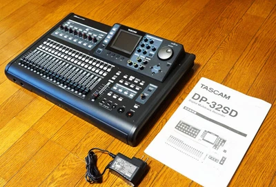 Grabadora multipista TASCAM DP-32SD 32-Track Digital Portastudio MTR... - Imagen 1 de 4