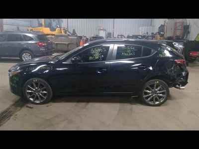 Seat Belt Front Bucket Seat Passenger Buckle Fits 17-18 MAZDA 3 2146582 - Image 1 of 4