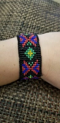 Hombre Mujer Tribal Indio Cuentas Rojo, Negro, Azul Amarillo Verde Pulsera Joyería Foto 1 de 3