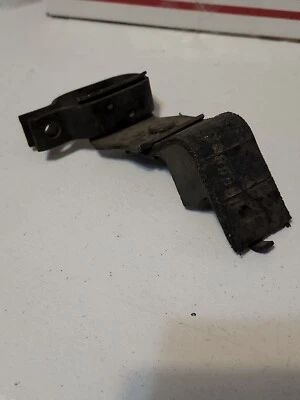  NOS GM 1951 - 1954 CHEVY BELAIR EXHAUST BRACKET MOUNT MUFFLER TAILPIPE 3696881 - Image 1 of 4
