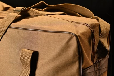 Ralph Lauren Safari Traveler Khaki Canvas Messenger Duffle Bag - Grade A+++ NOS - Image 1 of 4