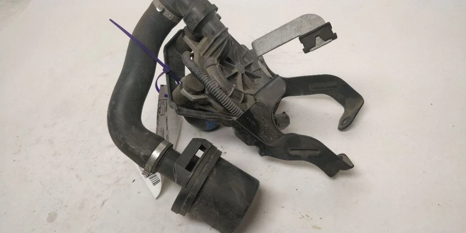 SECONDARY AIR INJECTION PUMP 11727557903 2007-2013 BMW 328I Foto 1 de 4