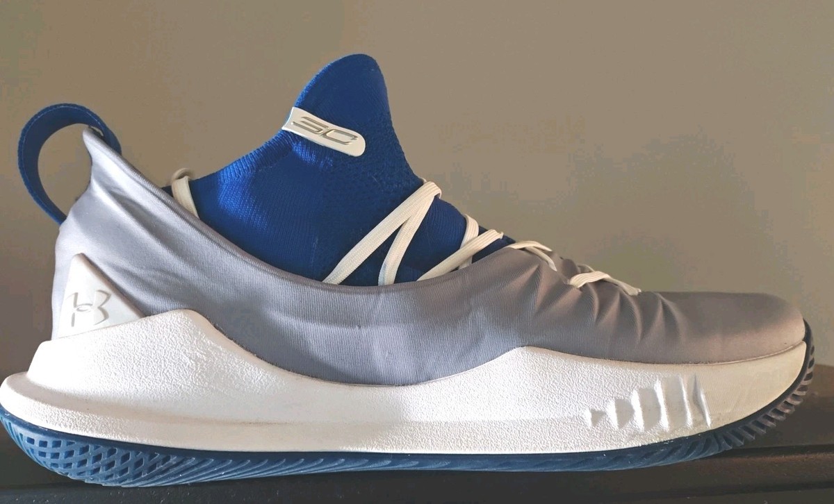 Under Armour Curry 5 Sneakers for Men for Sale | Shop Men's