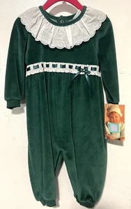 Pagliaccetto Vintage Little Me Baby Nuovo Verde Velluto/Velluto e Pizzo 18 Mesi - Foto 1 di 3