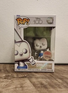 Funko Pop OSWALD THE LUCKY RABBIT Disney Park Exclusive with Protector - Picture 1 of 8