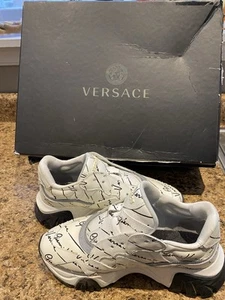 Versace Signature Print SQUALO Sneakers Size 38.5 Women’s Size 8 - Picture 1 of 22