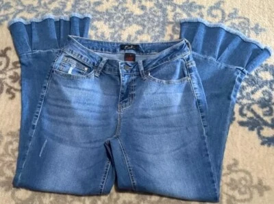 Pantalones de mezclilla Earl para mujer dobladillo con volantes desgastados talla 6 azul tiro medio acampanados rectos Foto 1 de 4