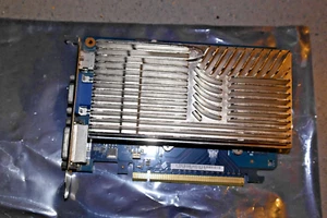 ASUS Nvidia GeForce GT 730 DVI VGA HDMI PCI-e 16x Graphics Card GT730-2GD3 - Picture 1 of 3