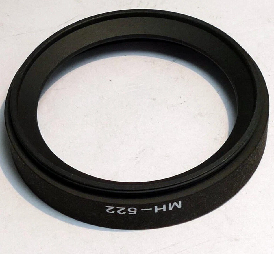 Pantalla para parasol Tokina MH-522 (52 mm) de metal 35 mm F2,8 AT-X DX - teads femeninos Foto 1 de 4