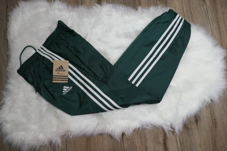 Nuevo con etiquetas Raro Adidas Vintage Nylon Verde Bosque Pantalones de Pista Juveniles Medianos YM Foto 1 de 4