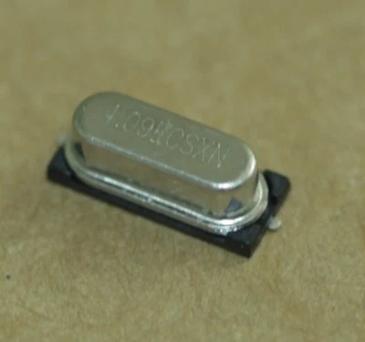 20PCS CSM 4.096MHz Quartz Crystal XTAL Oscillators SMD HC-49US HC49 Genuine ECS - Image 1 of 4