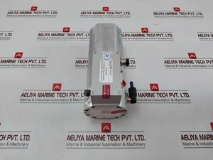 PFEIFFER Vacuum Split Flow 0-1500HZ Output 0-24V 10A - Picture 1 of 14