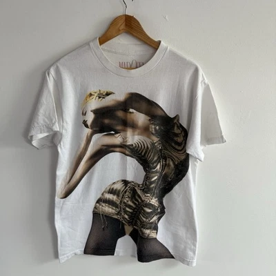 Camiseta Madonna The Celebration Tour 2023 Mediana Foto 1 de 4