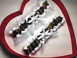 NEW ARMY Camouflage White Wedding Garter Hunting GetTheGoodStuff Camo - Picture 1 of 2