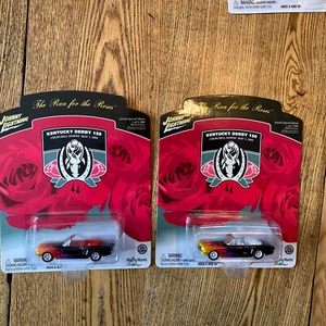 Juego de 2 Johnny WHITE LIGHTNING Negro FORD MUSTANG CONVERTIBLE KENTUCKY DERBY Look - Imagen 1 de 12