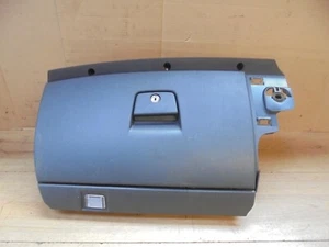 VOLVO V50 2005 GLOVE BOX - Picture 1 of 4