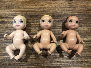 Barbie Patrón Niñeras Bebé Muñeca Lote de 3 Bebés Bebé Piel Ligera Mediana - Imagen 1 de 2