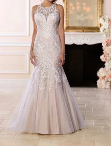 Stella York 6600 Mermaid Wedding Dress with Halter Neckline Size 16 (SAMPLE) - Picture 1 of 8