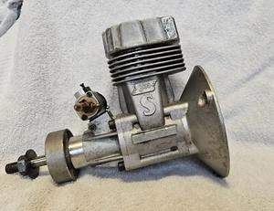 SUPER TIGRE S3000 30cc Glow Engine in very good USED condition (See Description) - Picture 1 of 7