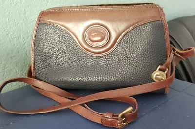 VTG Dooney&Burkey All Weather Leather Black/Brown  Bag Messenger Clean - Image 1 of 4