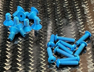 Trinity Rc Car Screw Kindwald Vintage Losi Associated 2/56 3/8 & 4-40 1/4 - Image 1 of 3