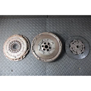 03L105266BK Set Volant D'Inertie Et Embrayage Audi Seat Skoda Golf 7 VII ( 2012 - Picture 1 of 4