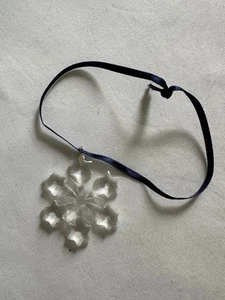 Swarovski Crytal LITTLE SNOWFLAKE Star Ornament 2004 - Picture 1 of 3