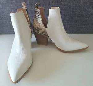 Stivali da cowboy in pelle di serpente bianchi nuovi con etichette taglia 5 tacco 2,5" scarpe! - Foto 1 di 7