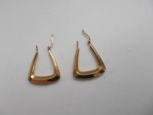 VINTAGE 9CT HALLMARKED 375 GOLD HOOP EARRINGS 2 CM X 2.5CM 3G - Picture 1 of 3