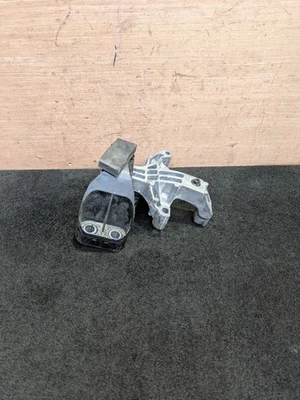 RENAULT KANGOO MK3 XFK O/S DRIVER SIDE RIGHT ENGINE MOUNT 112320940R — 第 1/4 张图片