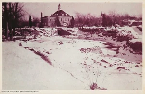 Postal TX Dallas University Park City Hall en 1953 (antes de la represa de Turtle Crk) - Imagen 1 de 2