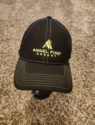 Under Armour Angel Fire Resort Hat Youth Boys Black Strap Back Cap Adjustable - Image 1 of 4