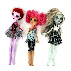 Monster High Puppen 3 Stück Operette Frankie Stein & Howleen Wolf Dance - Bild 1 von 11