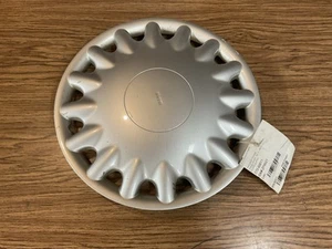 Genuine OEM Wheel Cover  For 1996 + Saab 900 - Bild 1 von 4
