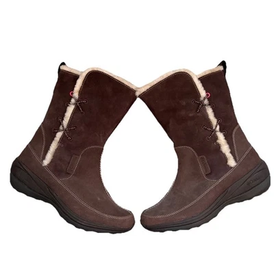 Botas Columbia Delancy Marrón Gamuza Forradas en Piel de Oveja 7.5 Usadas en Excelente Condición Foto 1 de 4