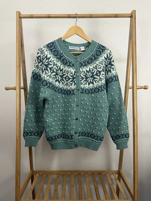 Cárdigan tejido Fair Isle verde azulado blanco grueso de colección Northern Isles talla S Foto 1 de 4