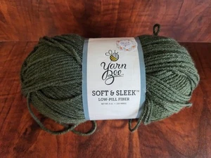New Yarn Bee Soft & Sleek Yarn Olive 700 5 oz. - Bild 1 von 2