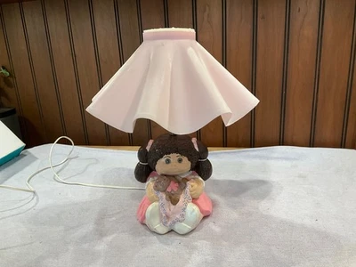 Lámpara de cerámica vintage 1983 Cabbage Patch Kids Doll obras de arte originales de los Apalaches Foto 1 de 4