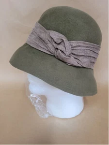 Women's Eric Javits Olive Wool Felt Cloche Hat with Beige Band - Picture 1 of 6
