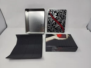 The Twilight Saga Journal Set con scatola di latta ricordo 4 diari con copertina rigida inutilizzati - Foto 1 di 18