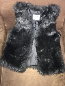 JUSTICE FAUX FUR FUN VEST BLACK SIZE 14 SUPER CUTE WARDROBE ACCESSORY!! - Picture 1 of 8